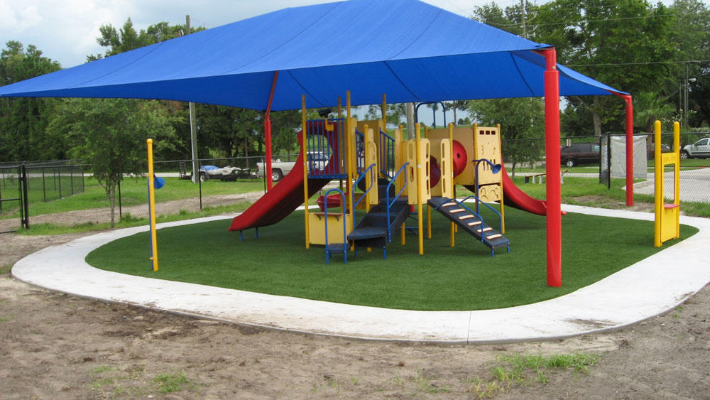 wintergarden-syntetic-turf-playground-g3